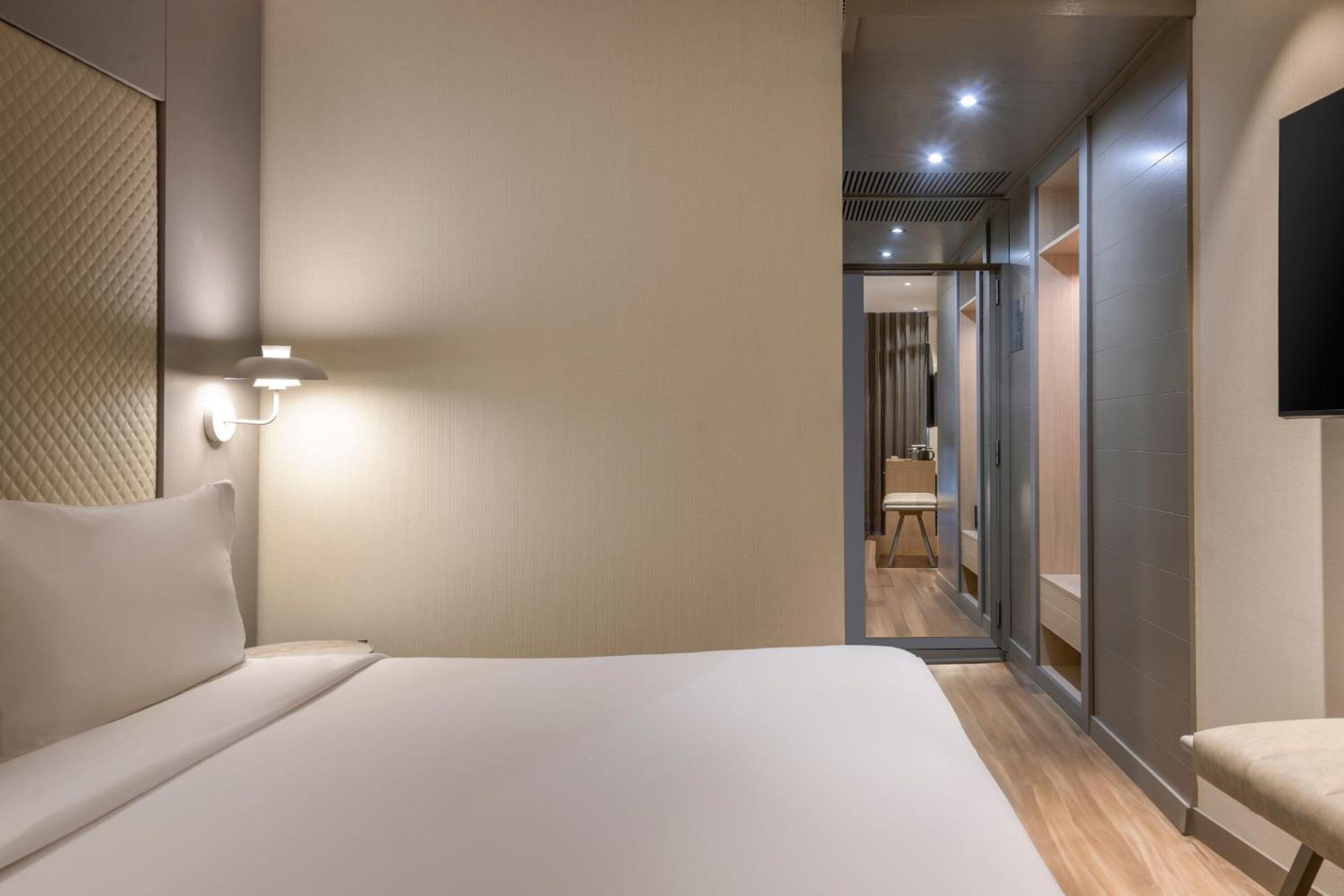 Ac Hotel Som By Marriott L’Hospitalet de Llobregat Zewnętrze zdjęcie